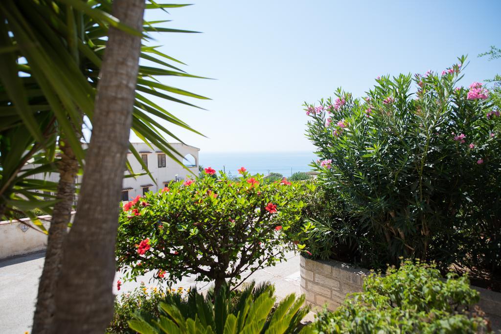 Residence Capo San Marco & Renella Шака Екстериор снимка