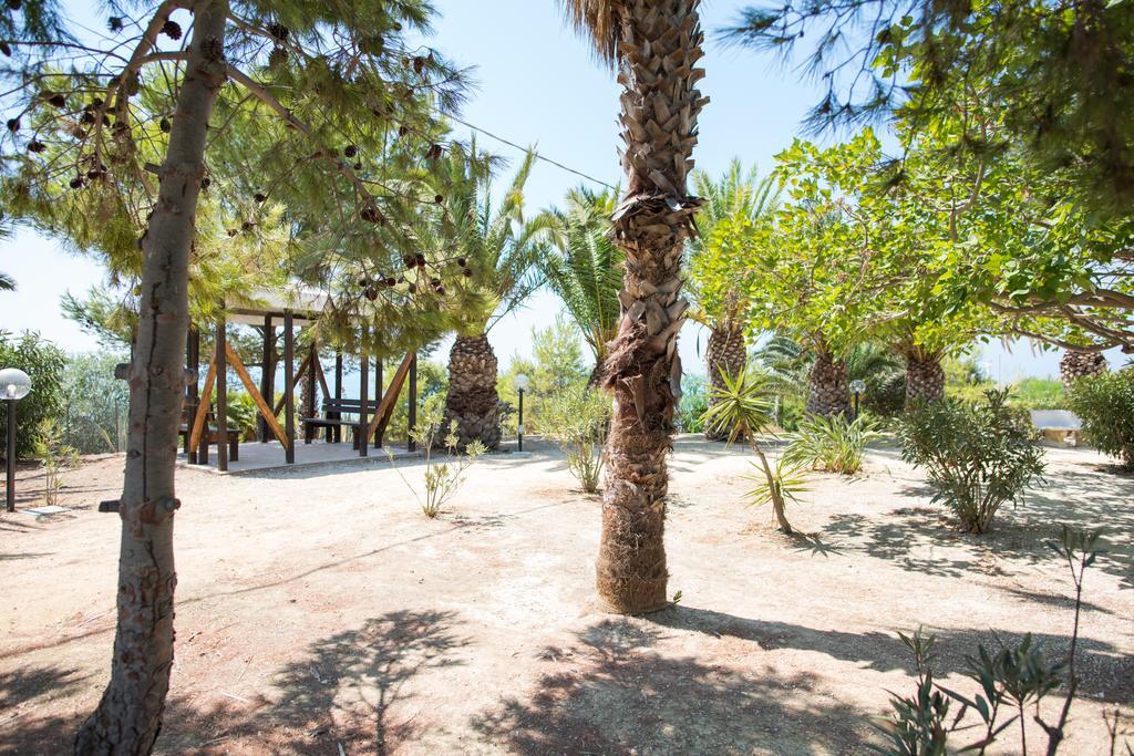 Residence Capo San Marco & Renella Шака Екстериор снимка