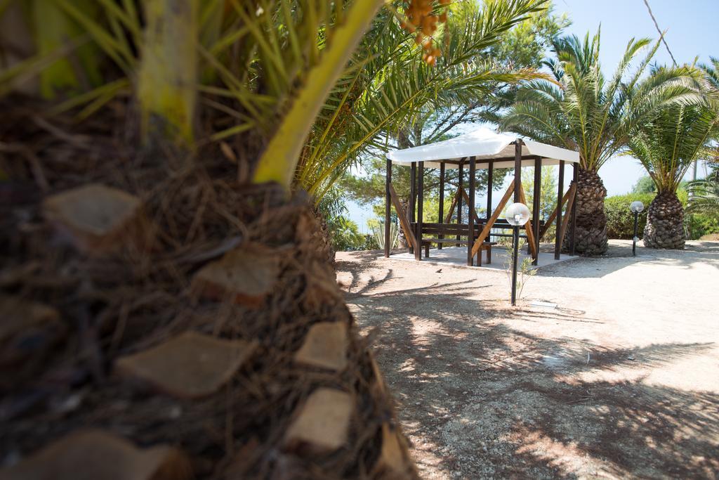 Residence Capo San Marco & Renella Шака Екстериор снимка