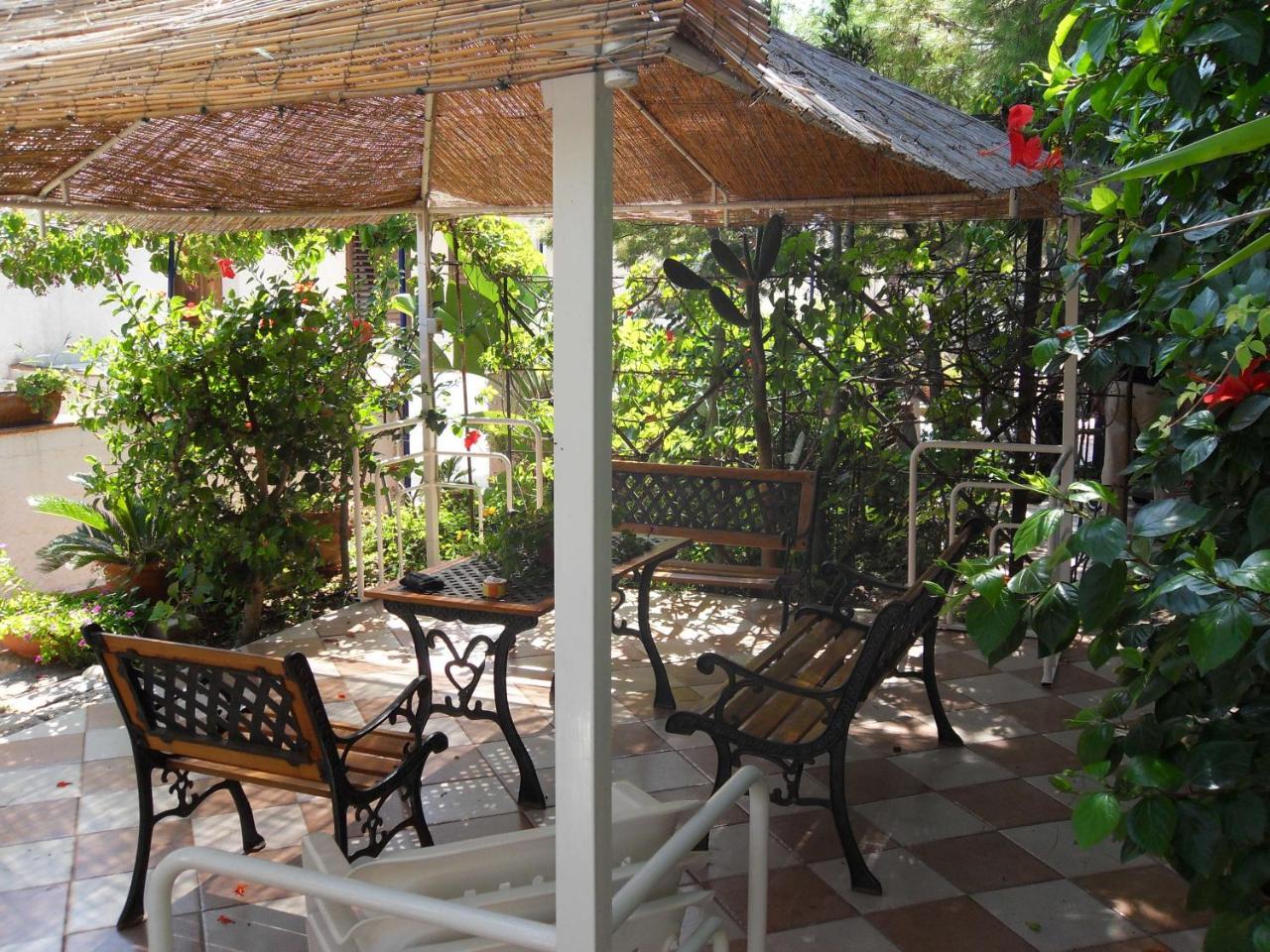 Residence Capo San Marco & Renella Шака Екстериор снимка